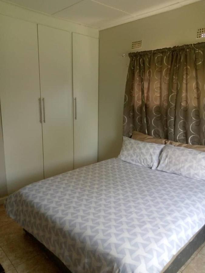 Sheilas Home Away From Home Lusaka Exterior photo